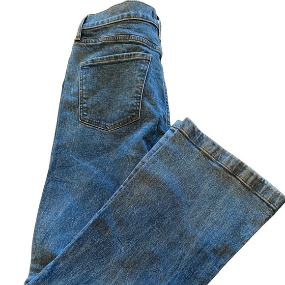 Express NWOT High Waisted Bootcut Ripped Knee Jeans - Picture 3 of 5